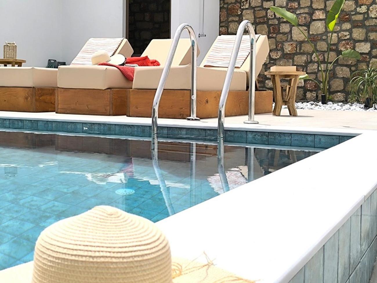 Valantina'S & Mannouel Lardos Luxury Villas Extérieur photo