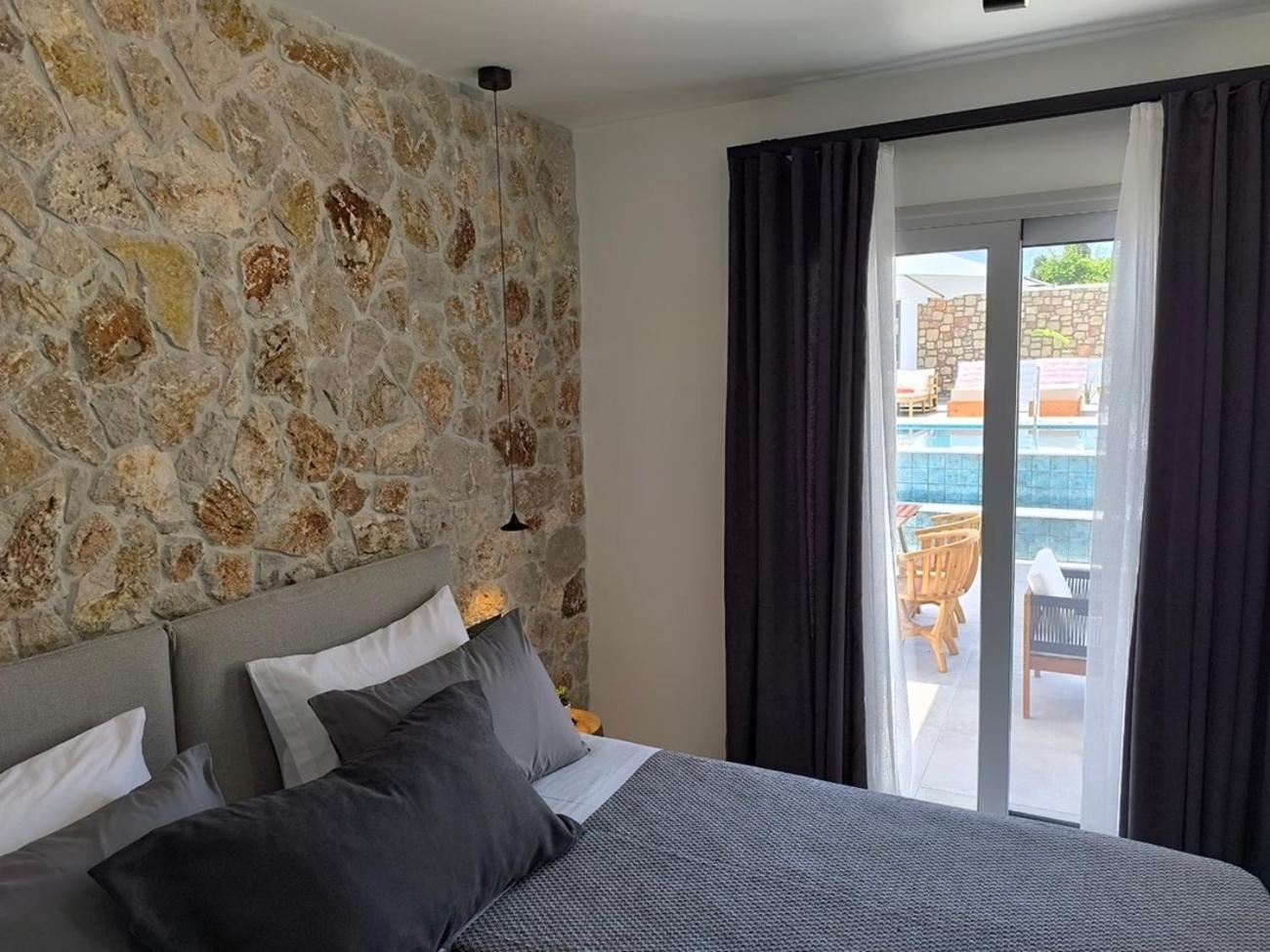 Valantina'S & Mannouel Lardos Luxury Villas Extérieur photo