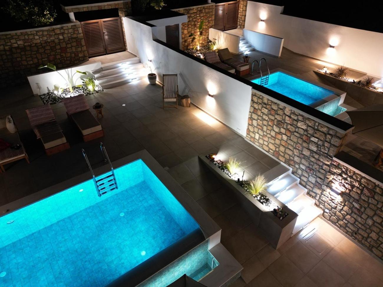 Valantina'S & Mannouel Lardos Luxury Villas Extérieur photo